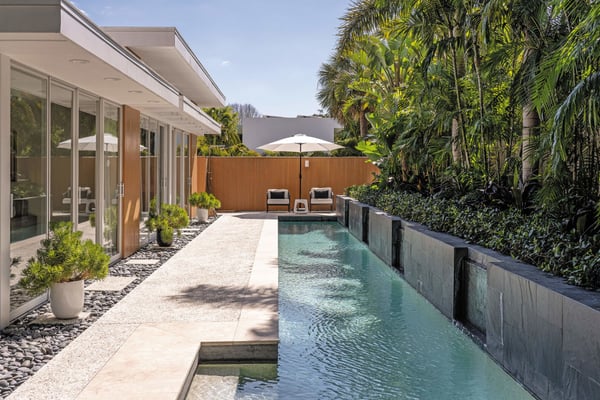 Cocktail Pools Prove Luxury Can Be Fun-Sized