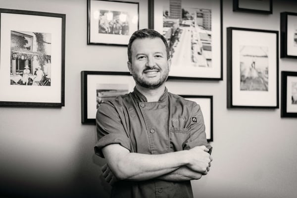 Rich Knowles’ Years of Working in Restaurants Around the World Come Full Circle at enRich Bistro
