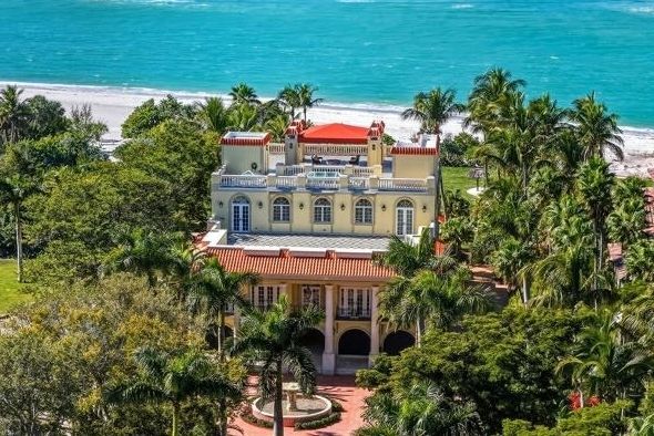 Sarasota-Manatee Home Sales Surge as Inventory Shrinks and Prices Split
