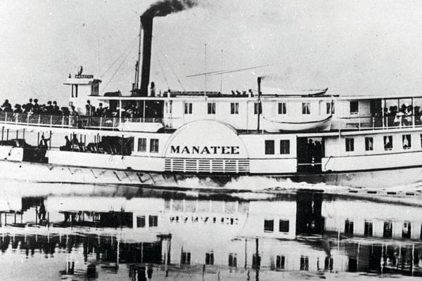 Photo The Steamboat Manatee, 1910